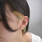 ”PEARL THREE" Ear Cuff E023G